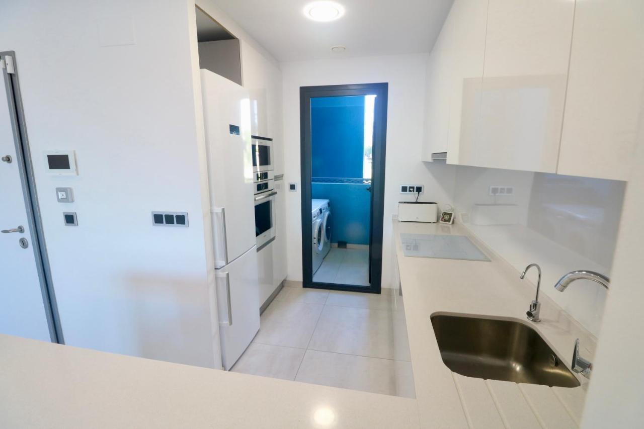 Sunset Waves Apartment By Sunny Holidays Delux Benidorm Exterior foto